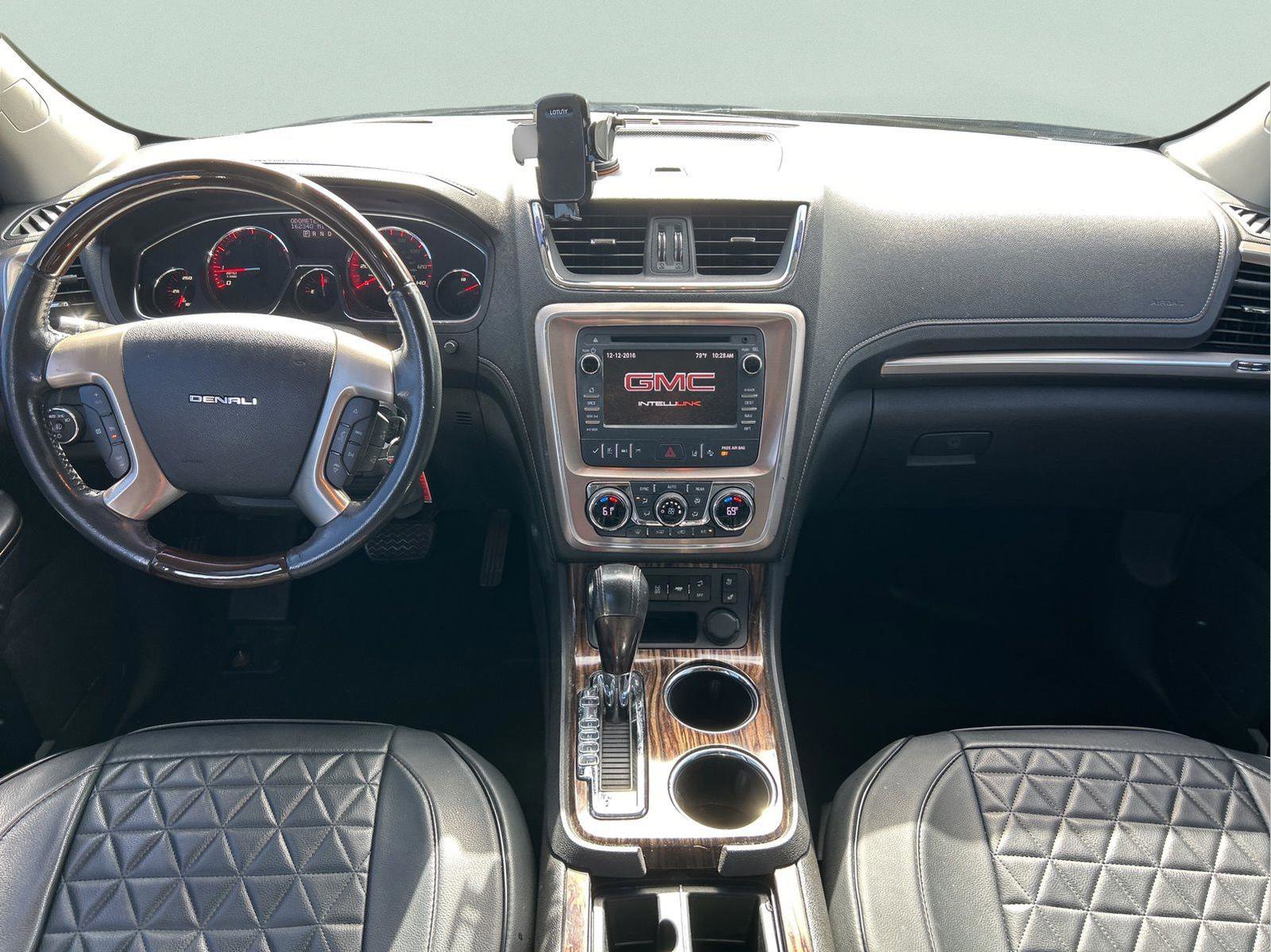 Used 2014 GMC Acadia Denali image 14