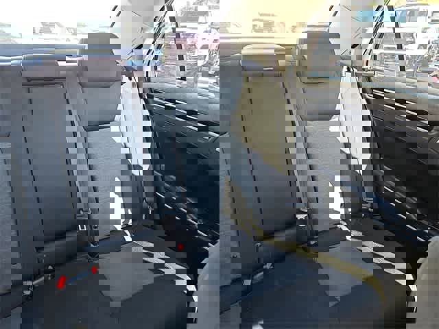 Used 2023 Chrysler 300 Touring w/ Sport Appearance Package image 15