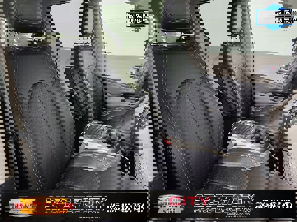 Used 2024 Chrysler Pacifica Touring-L image 33