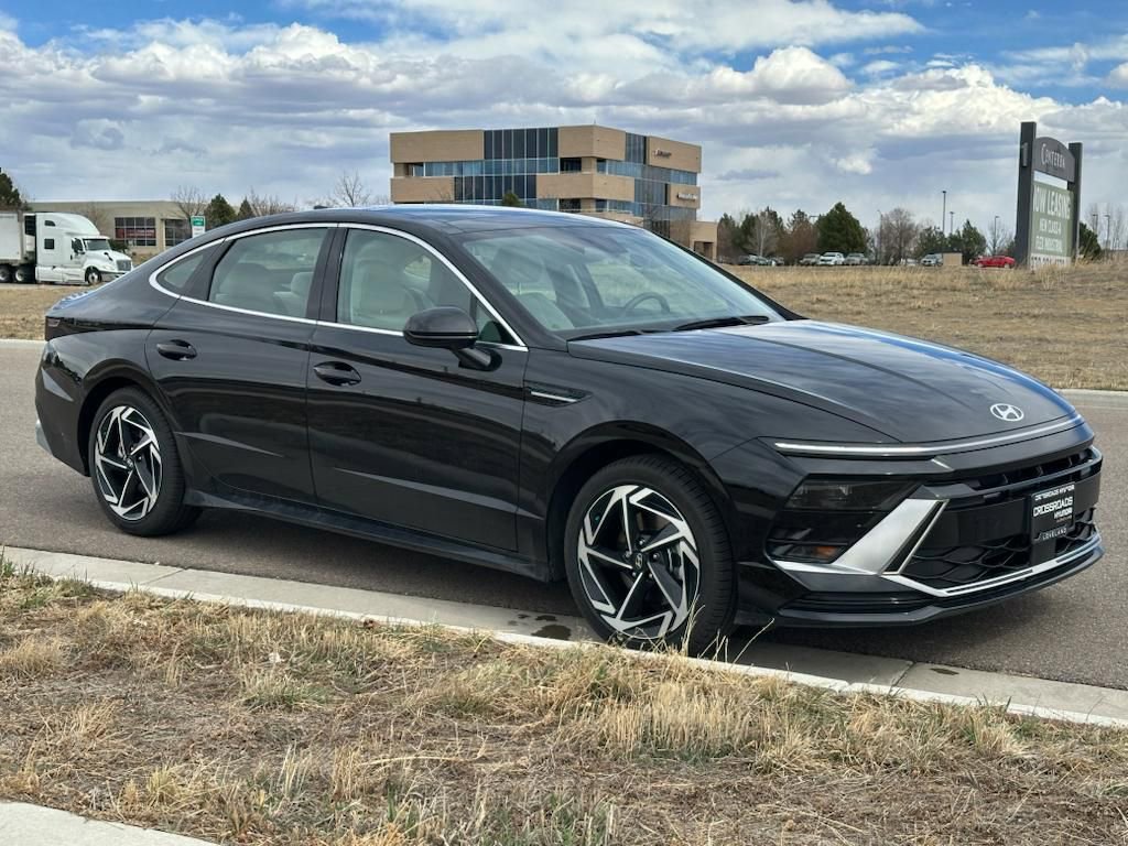 Used 2025 Hyundai Sonata SEL image 3