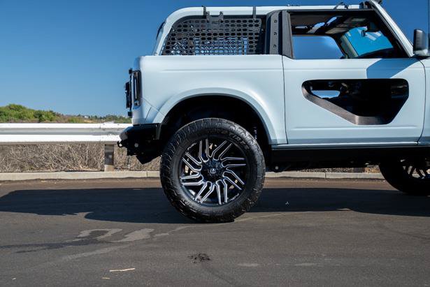 Used 2023 Ford Bronco 2-Door w/ Sasquatch Package AWD/4WD image 20