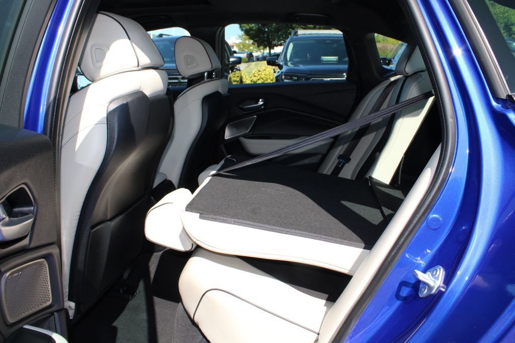 Used 2025 Acura TLX w/ A-SPEC Package AWD/4WD image 15