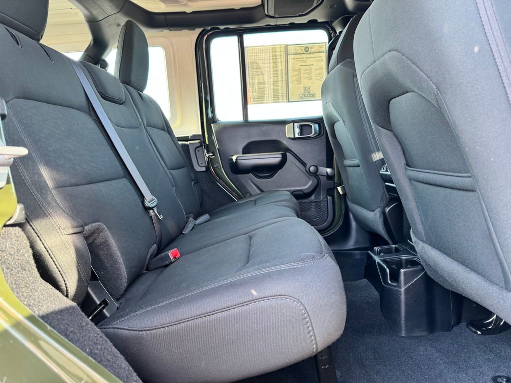 Used 2020 Jeep Wrangler Unlimited Sport image 13