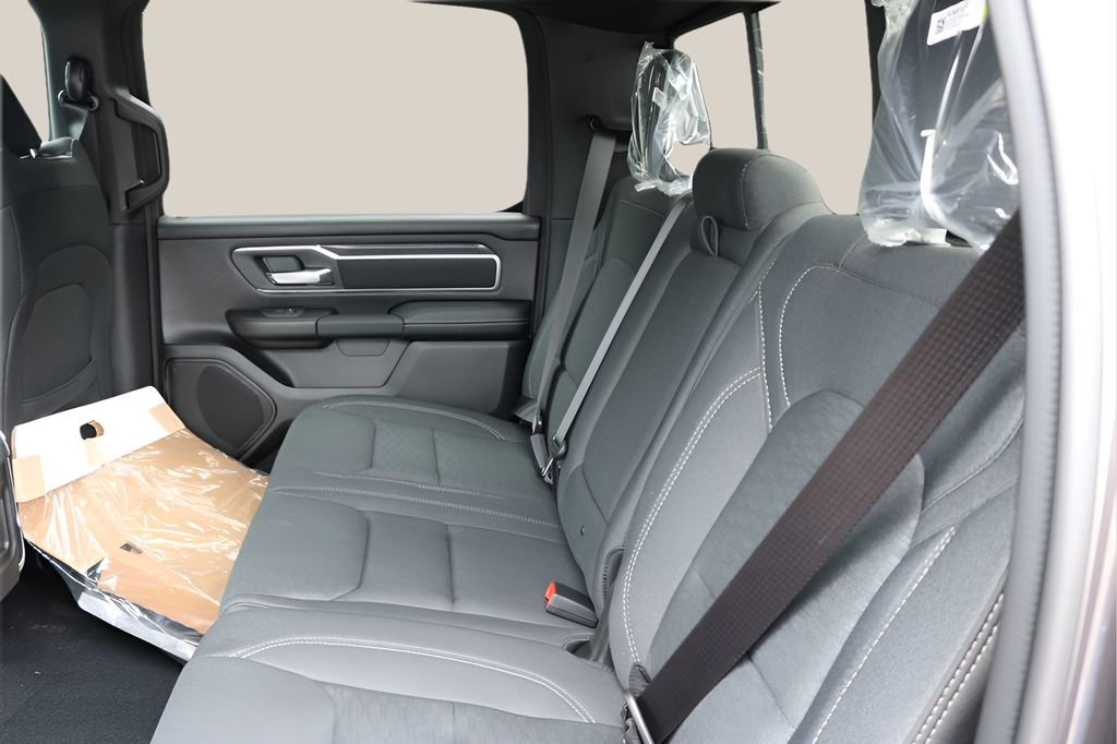 New 2026 RAM 1500 Lone Star w/ Night Edition AWD/4WD image 15