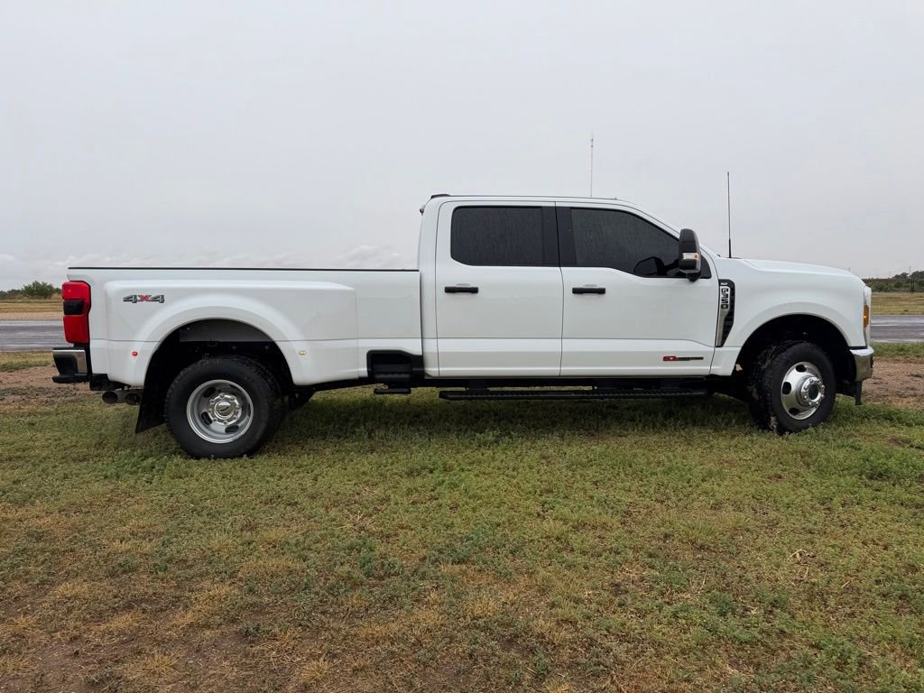 Used 2024 Ford F350 XLT w/ 360-Degree Camera Package AWD/4WD image 11