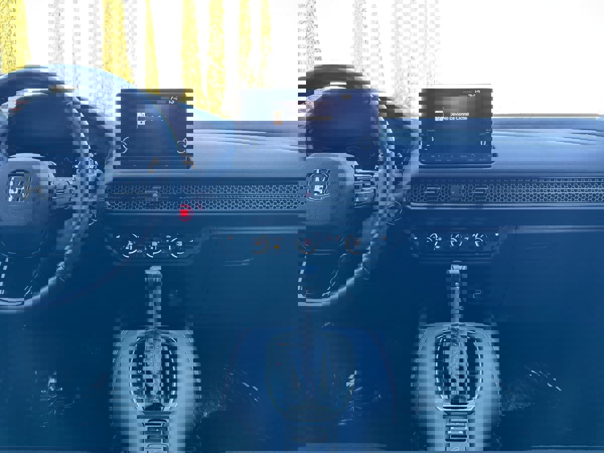 Used 2025 Honda HR-V Sport image 15