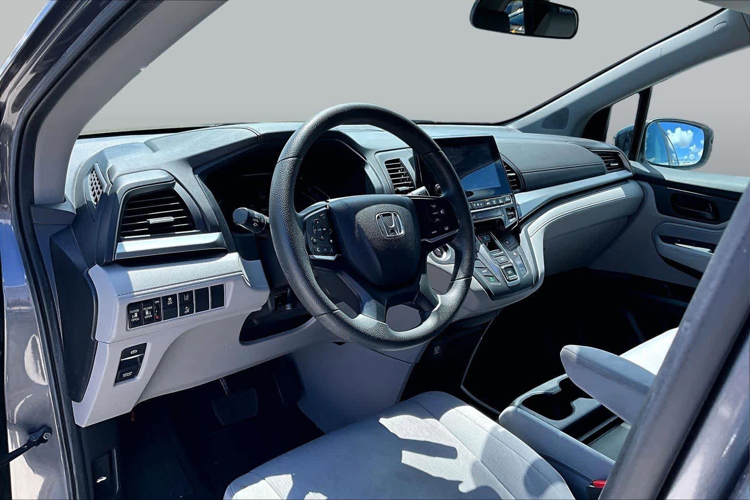 Used 2019 Honda Odyssey EX image 16