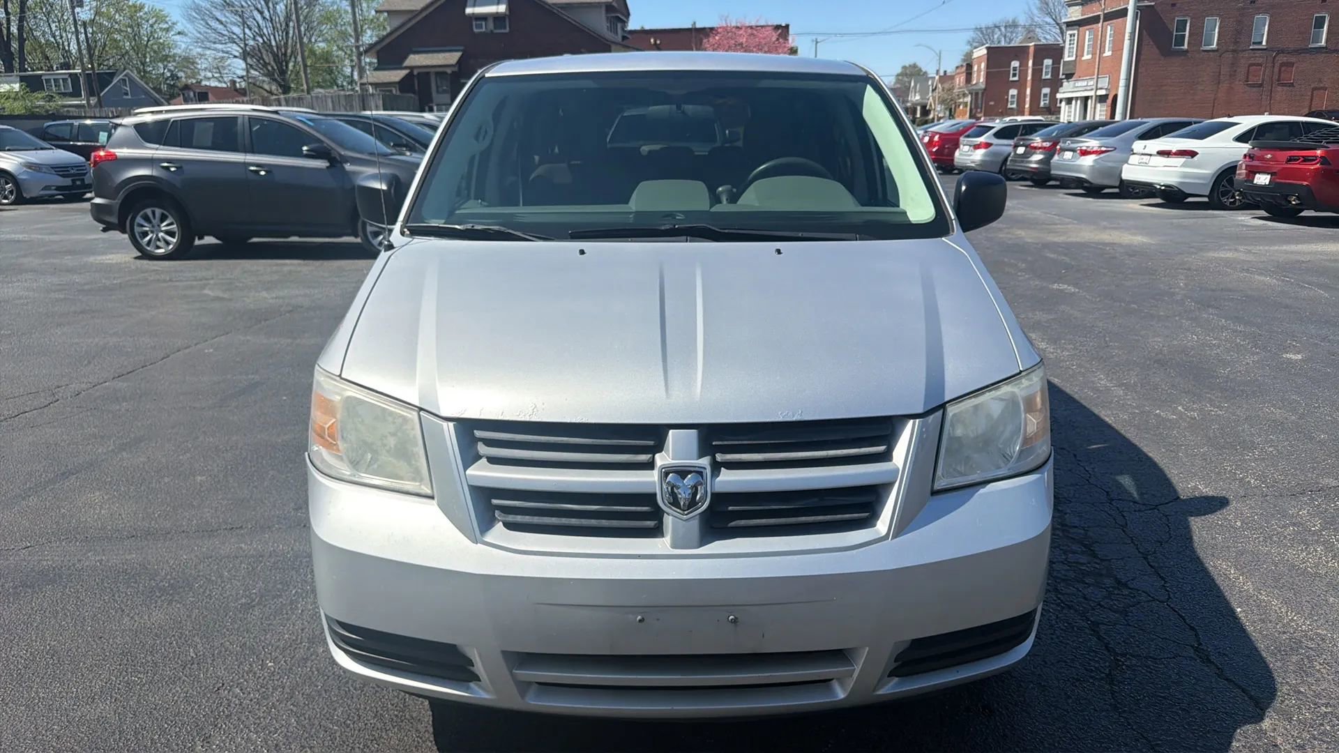 Used 2010 Dodge Grand Caravan SE image 2