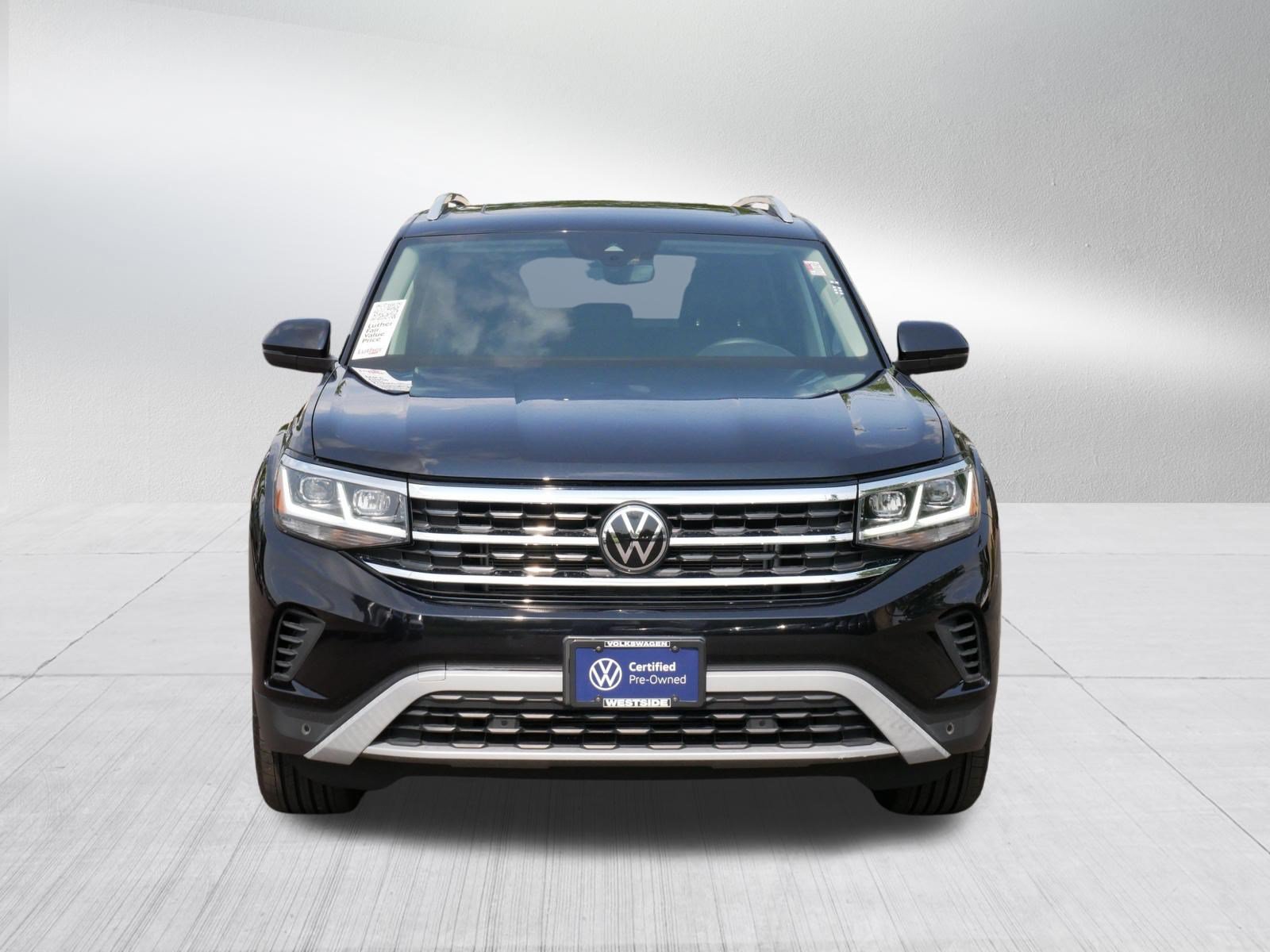 Certified 2023 Volkswagen Atlas SEL AWD/4WD image 2