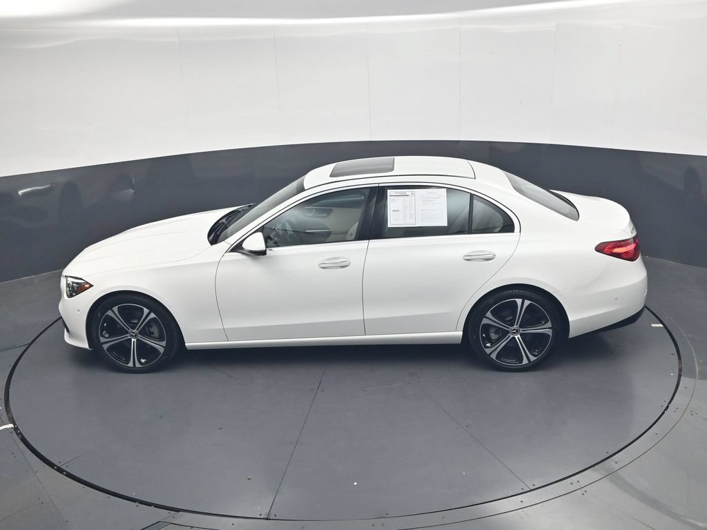 Used 2025 Mercedes-Benz C 300 Sedan image 37