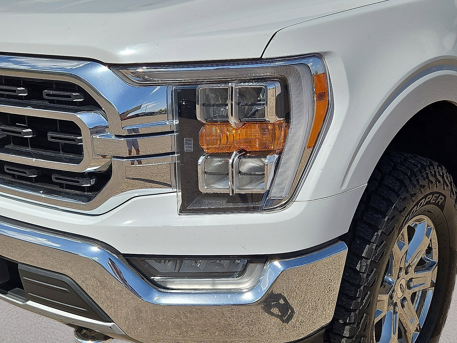 Used 2021 Ford F150 XLT w/ Equipment Group 302A High AWD/4WD image 9