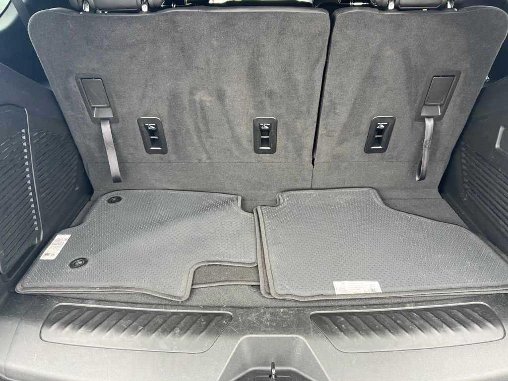 Used 2024 GMC Yukon SLT image 14