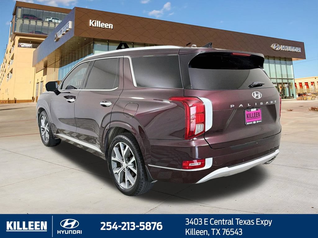 Used 2021 Hyundai Palisade Limited FWD image 2