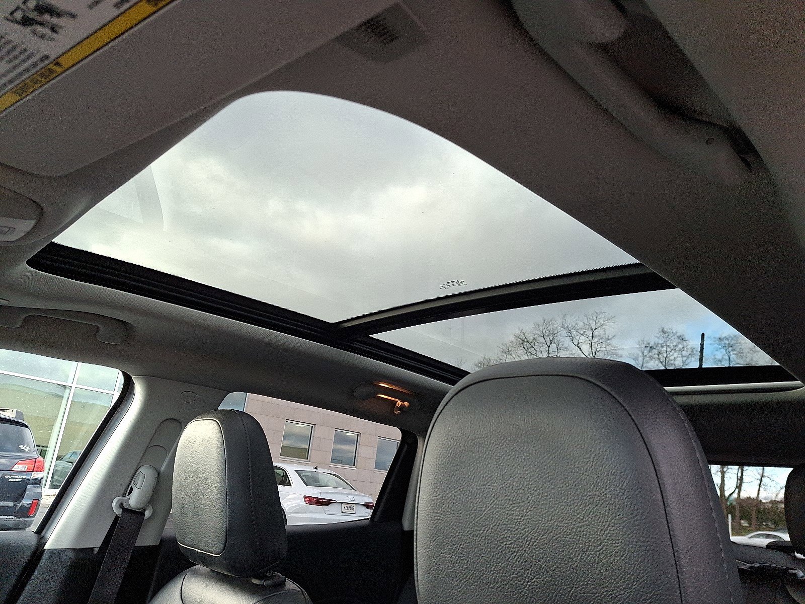 Used 2019 Jeep Compass Limited w/ Safety & Security Group image 14