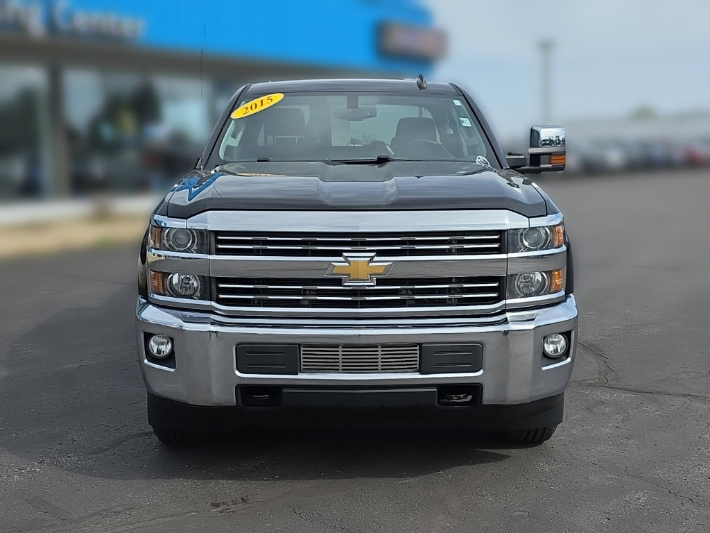 Used 2015 Chevrolet Silverado 2500 LT w/ LT Convenience Package AWD/4WD image 3
