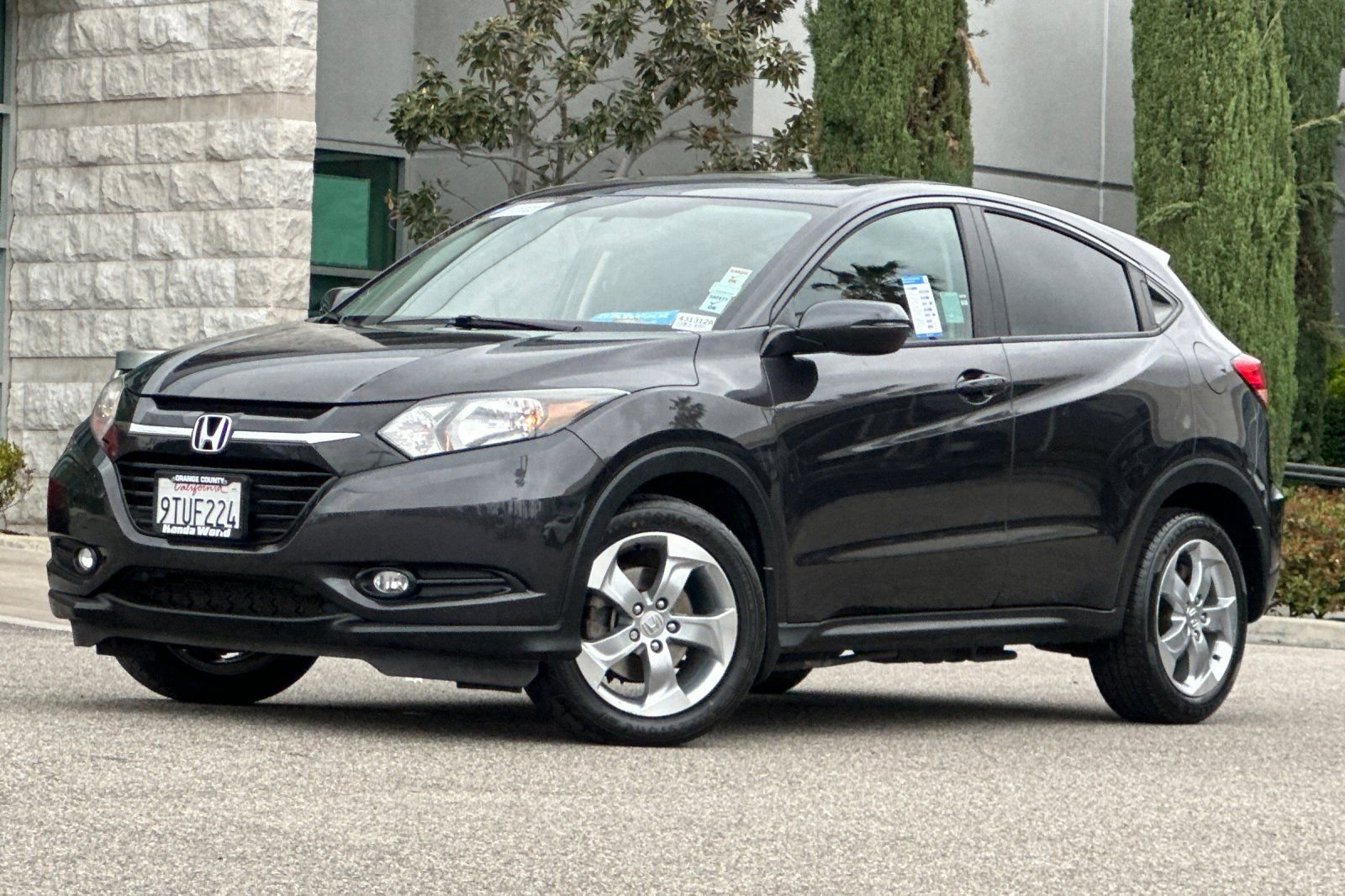 Used 2017 Honda HR-V EX image 8