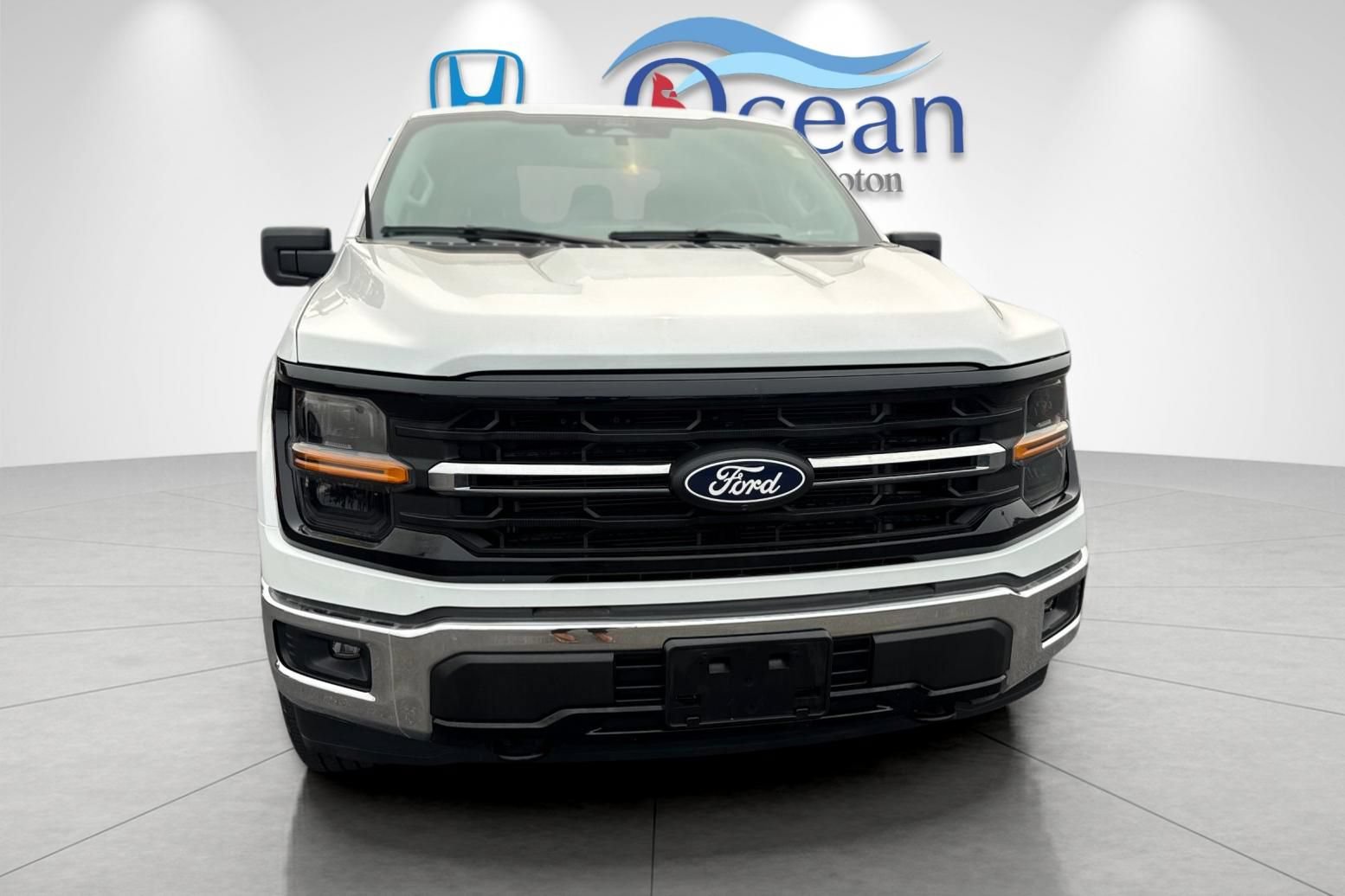 Used 2024 Ford F150 XLT w/ Tow/Haul Package AWD/4WD image 8
