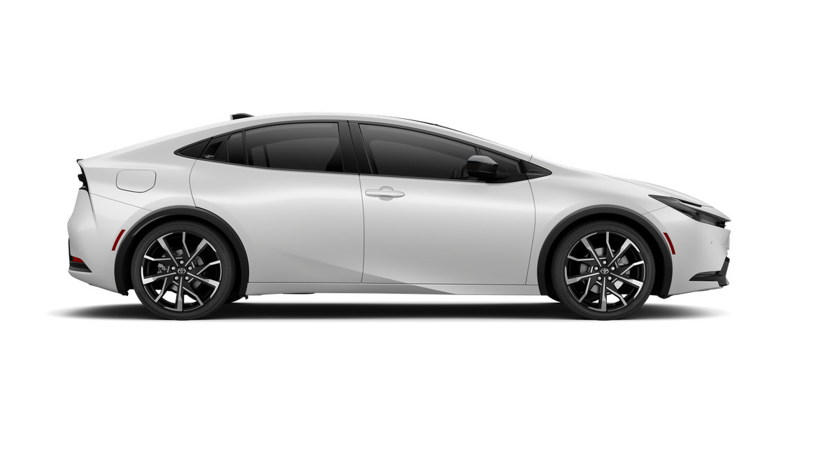 New 2027 Toyota Prius Plug-In Hybrid FWD image 14