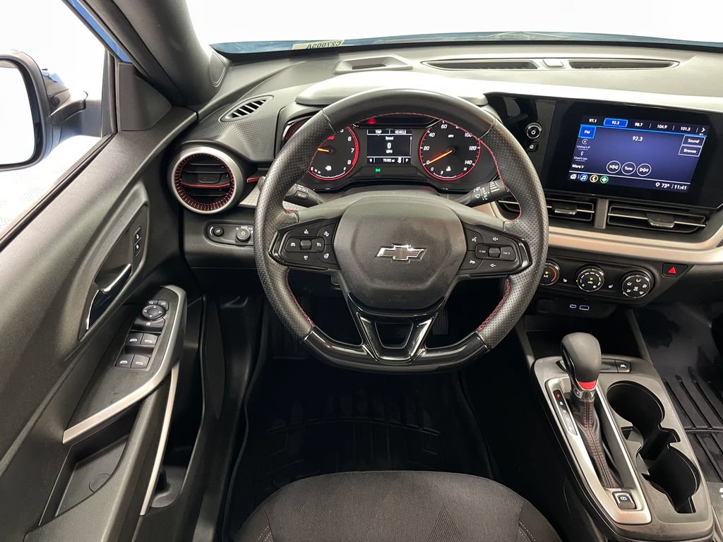 Certified 2024 Chevrolet Trax RS w/ Driver Confidence Package FWD image 17