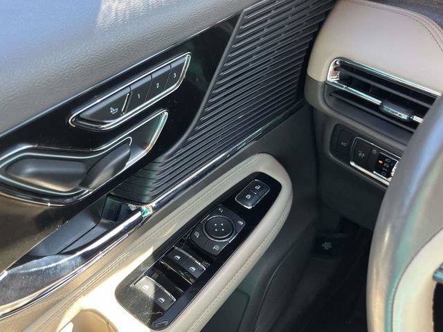 Used 2022 Lincoln Corsair Reserve w/ Equipment Group 201A image 35