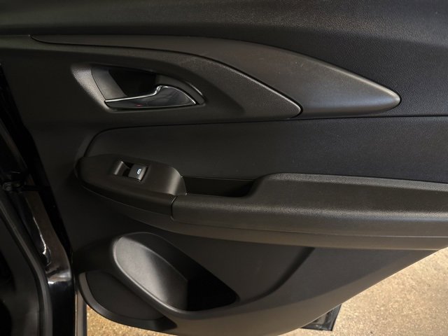 Used 2021 Chevrolet TrailBlazer RS w/ Sun and Liftgate Package image 23