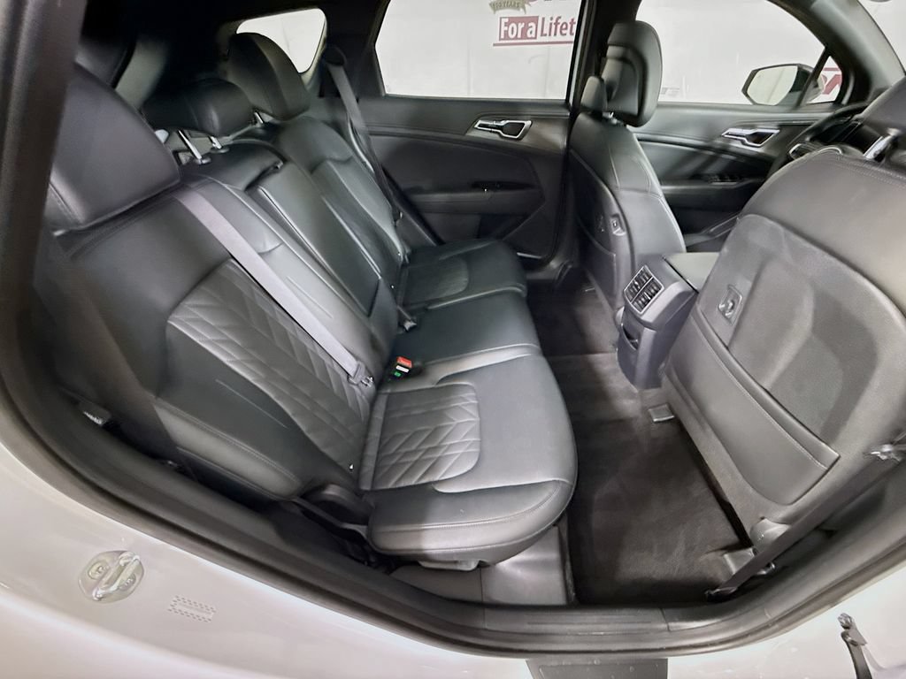Certified 2025 Kia Sportage X-Line w/ Premium Package AWD/4WD image 32