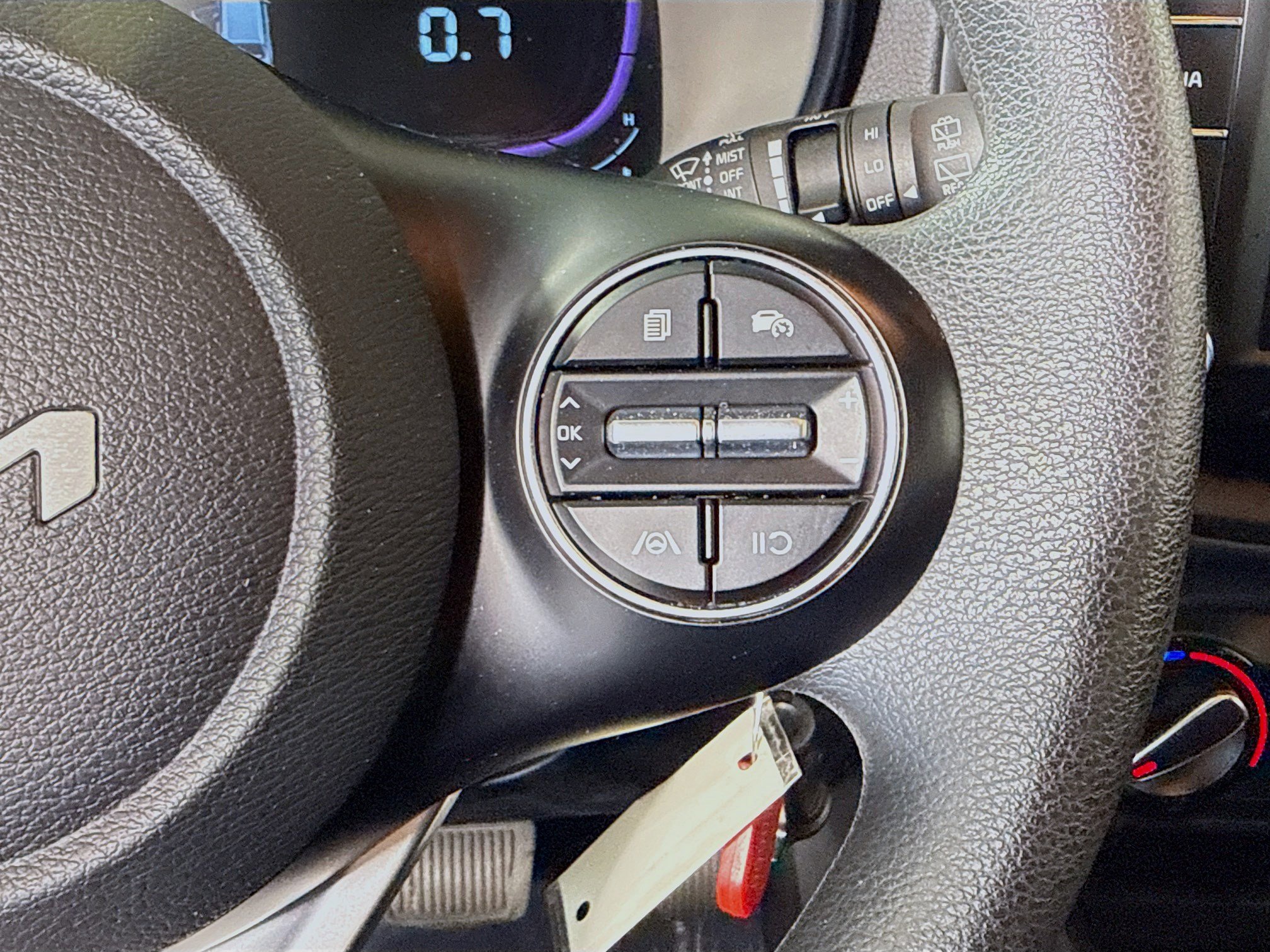 Used 2025 Kia Soul LX w/ LX Technology Package image 15