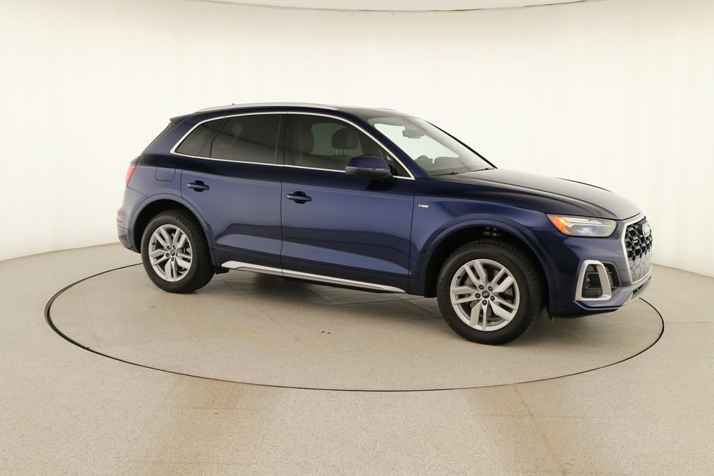 Certified 2022 Audi Q5 2.0T Premium w/ Convenience Package AWD/4WD image 9