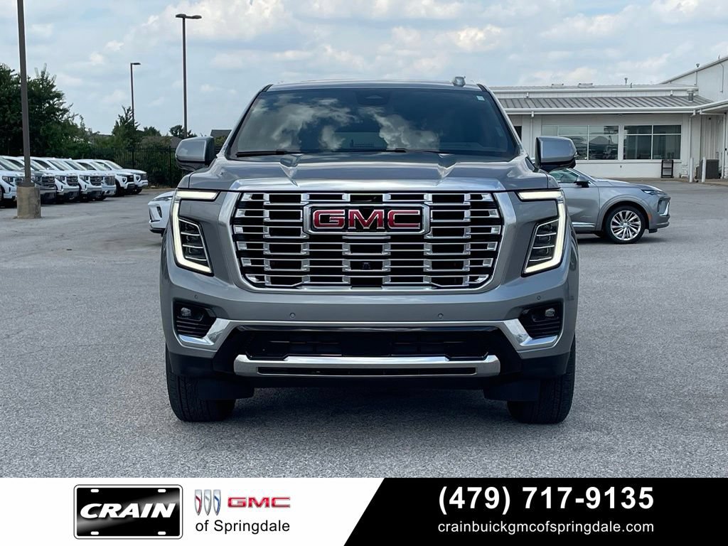 Used 2026 GMC Yukon Denali w/ Advanced Technology Package AWD/4WD image 2