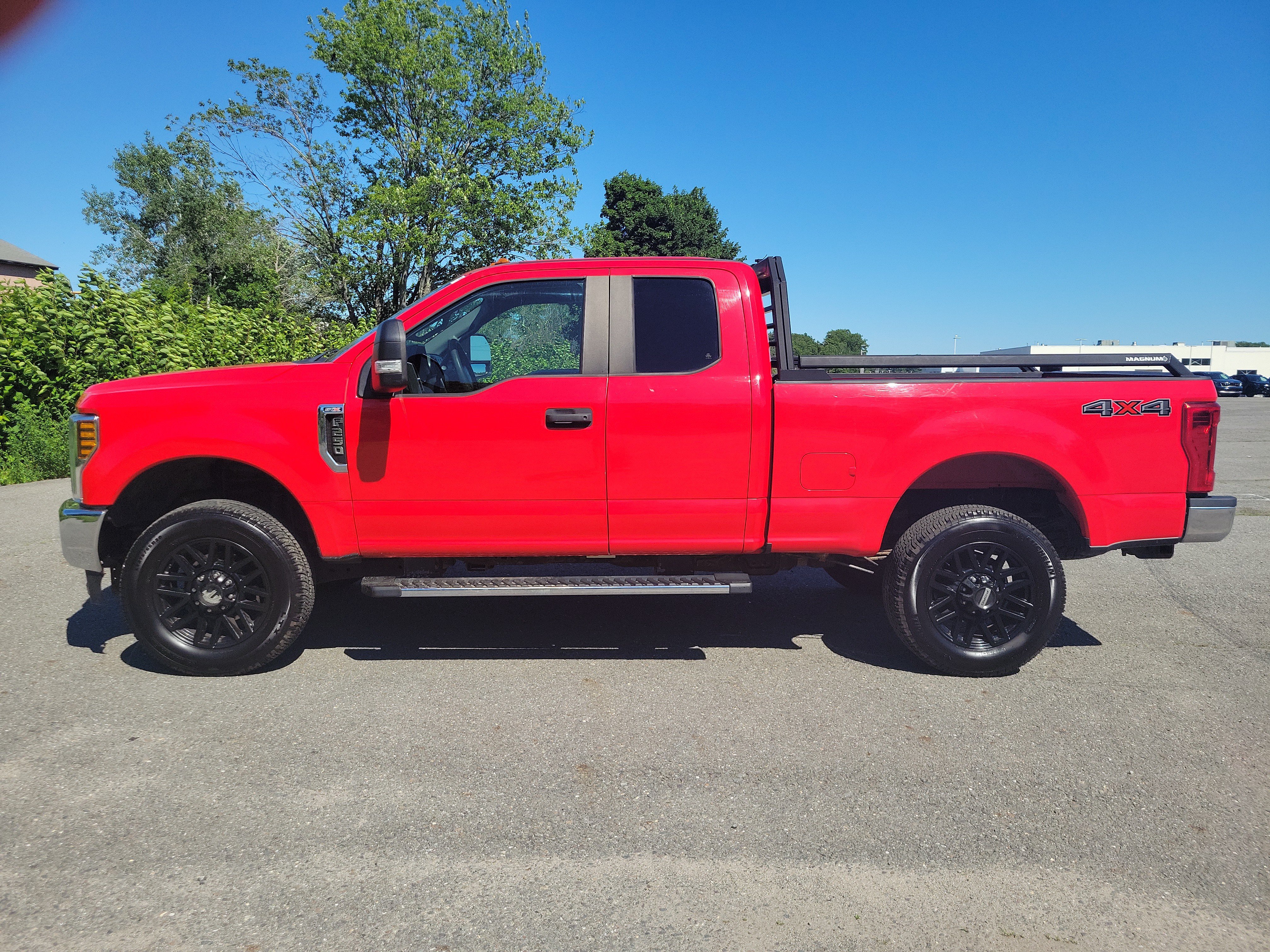 Used 2018 Ford F250 XL w/ STX Appearance Package AWD/4WD image 8