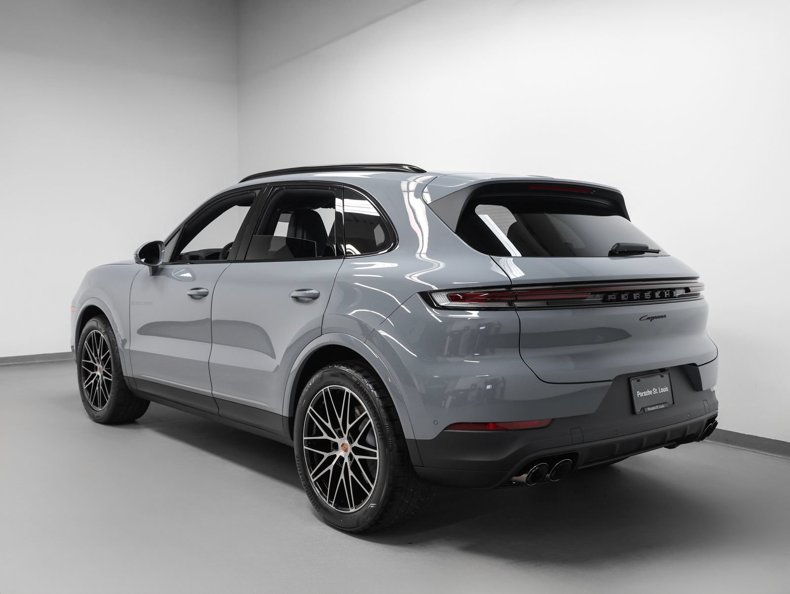 New 2026 Porsche Cayenne AWD/4WD image 3