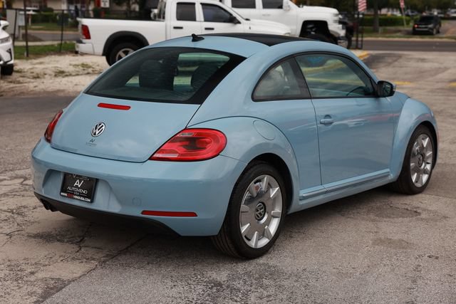 Used 2013 Volkswagen Beetle 2.5 Fender FWD image 14