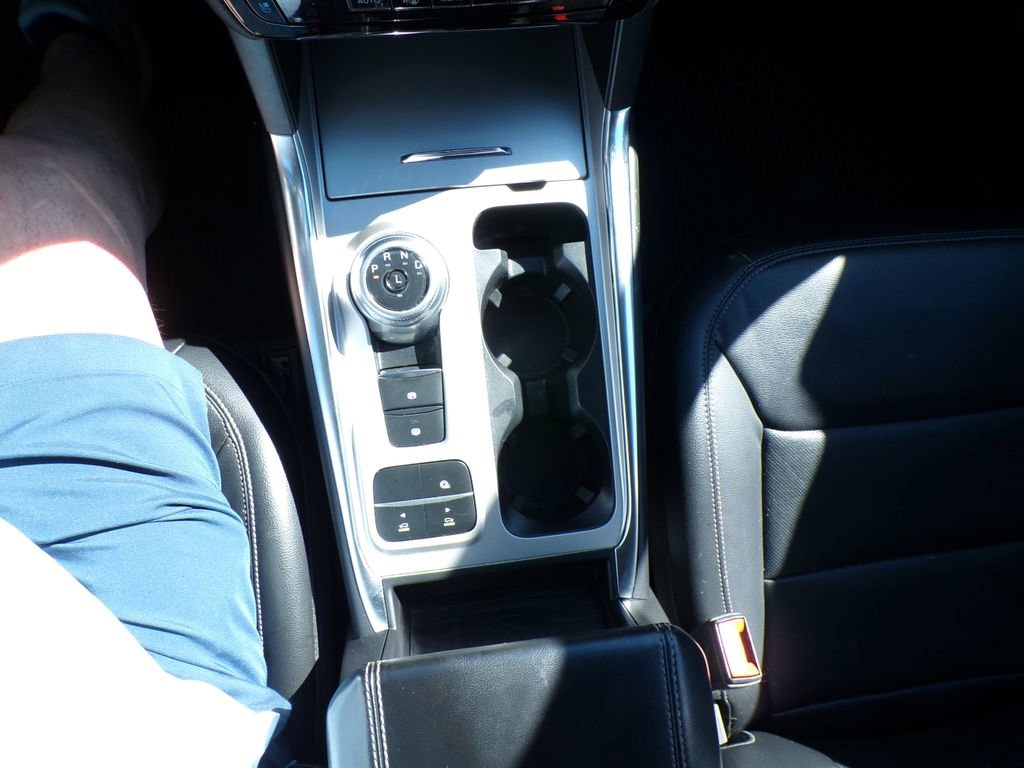 Used 2022 Ford Explorer Limited w/ Limited Technology Package image 21