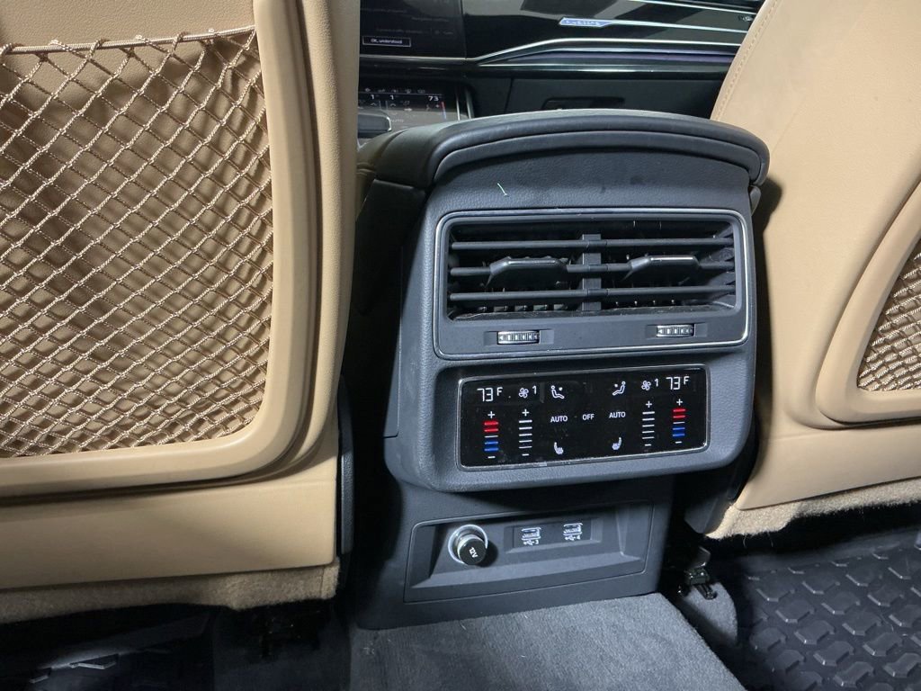 Used 2020 Audi Q8 Prestige image 27