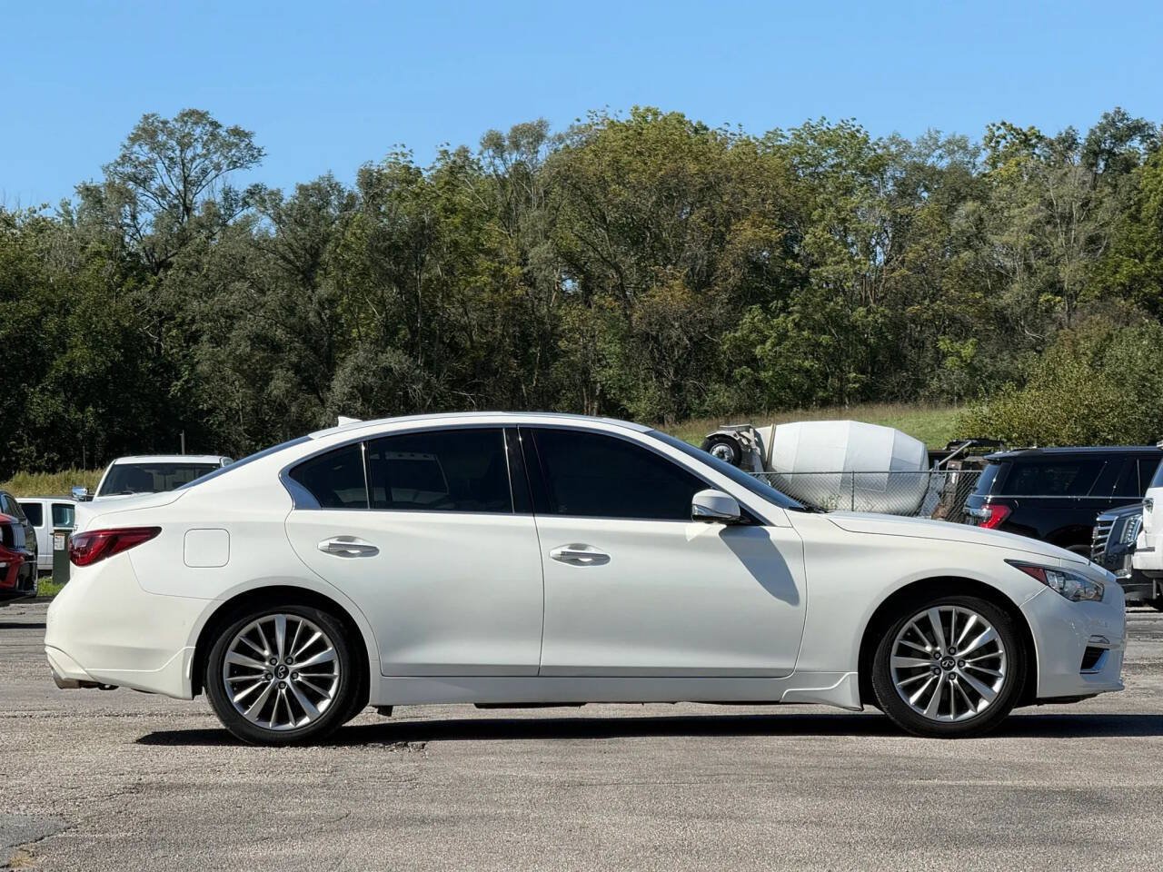 Used 2021 INFINITI Q50 Luxe w/ Seat & Sound Package AWD/4WD image 6