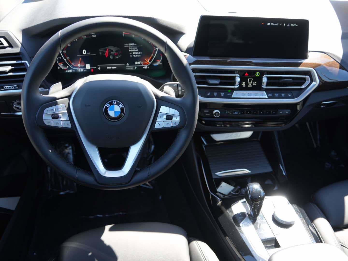 Used 2024 BMW X3 sDrive30i w/ Convenience Package RWD image 8