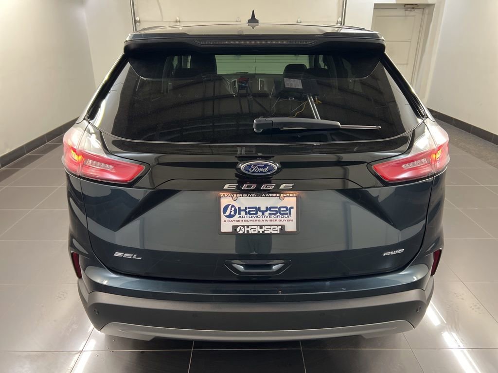 Certified 2024 Ford Edge SEL w/ Convenience Package AWD/4WD image 5