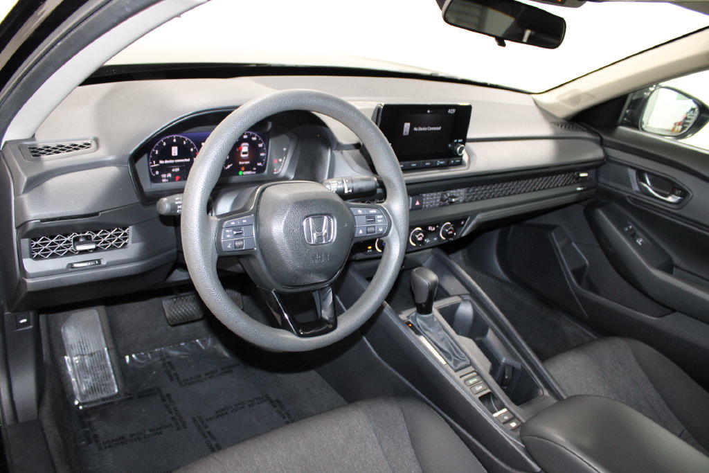 Used 2025 Honda Accord SE image 20