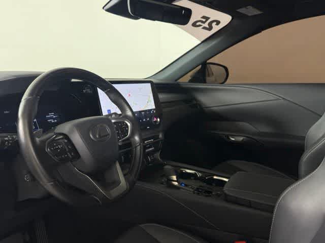 Used 2025 Lexus RX 350 Premium w/ Accessory Package (K3) FWD image 4
