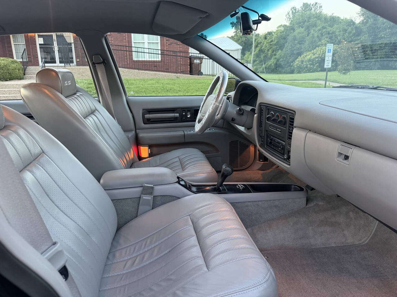 Used 1996 Chevrolet Impala SS RWD image 29