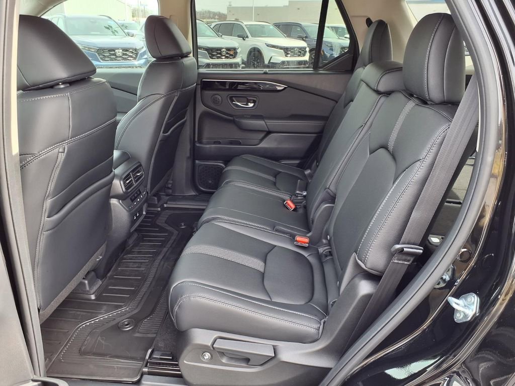 New 2026 Honda Pilot EX-L image 6