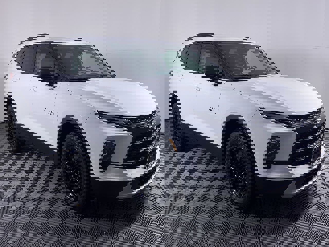 Certified 2024 Chevrolet Blazer LT w/ Convenience Package image 19