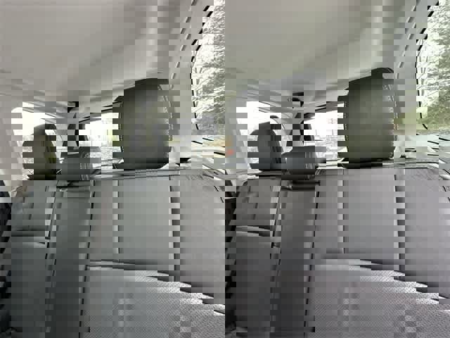 Used 2015 Subaru Forester 2.5i Touring w/ Eyesight & Navigation System image 17