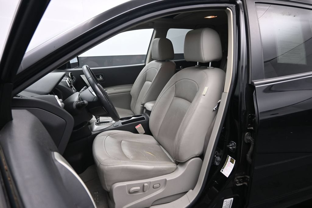 Used 2010 Nissan Rogue SL w/ Premium Pkg AWD/4WD image 14