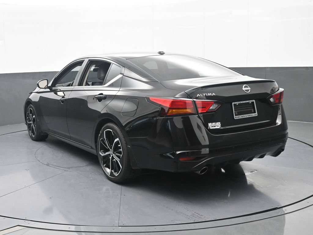 Used 2024 Nissan Altima 2.5 SR FWD image 4