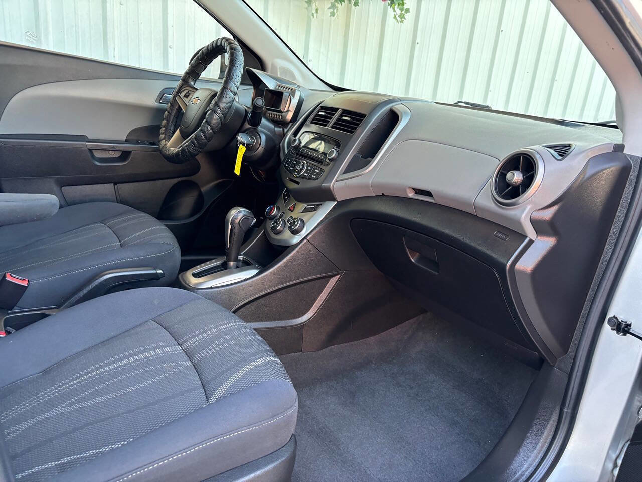 Used 2015 Chevrolet Sonic LT image 10