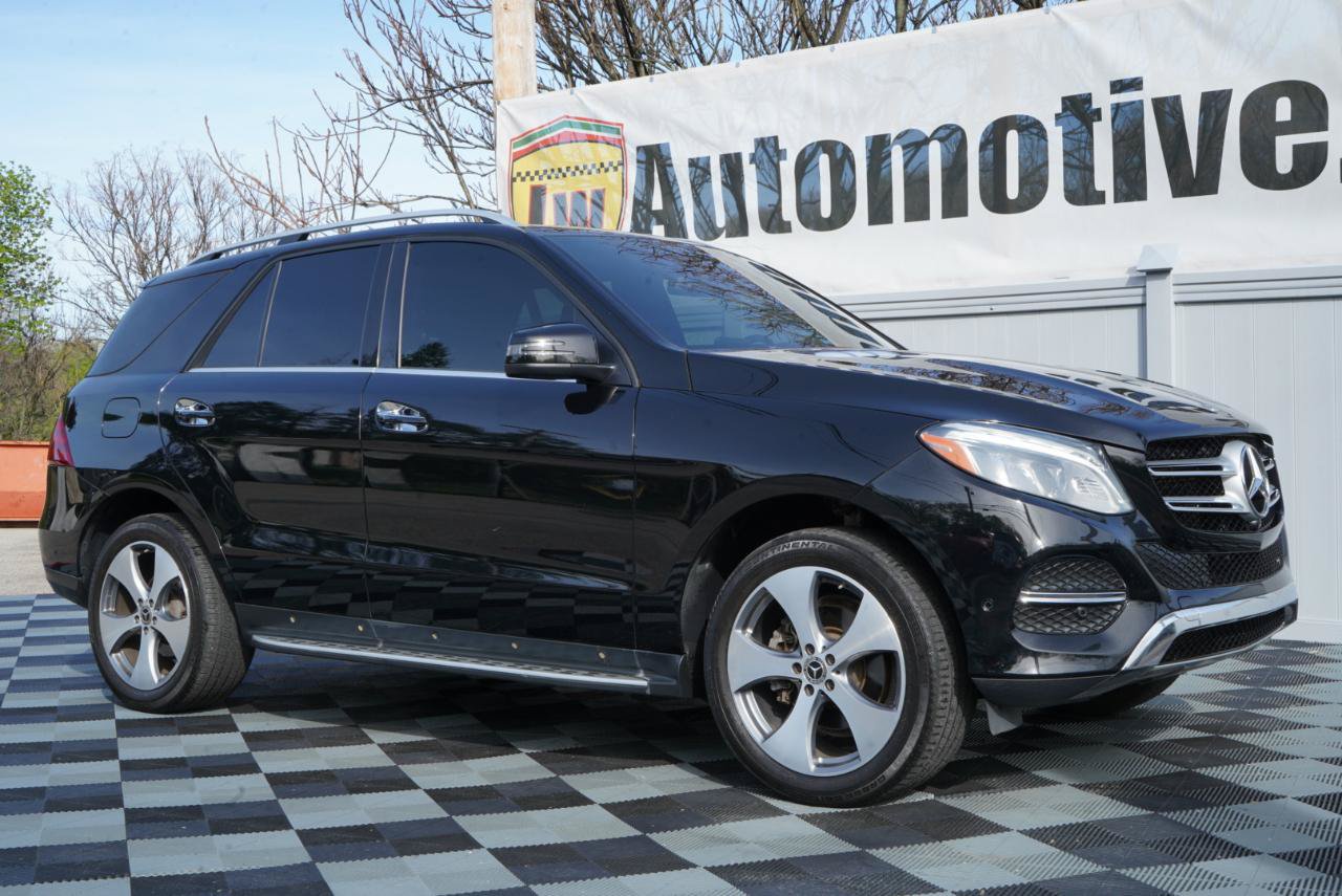 Used 2018 Mercedes-Benz GLE 350 4MATIC w/ Premium 2 Package image 3