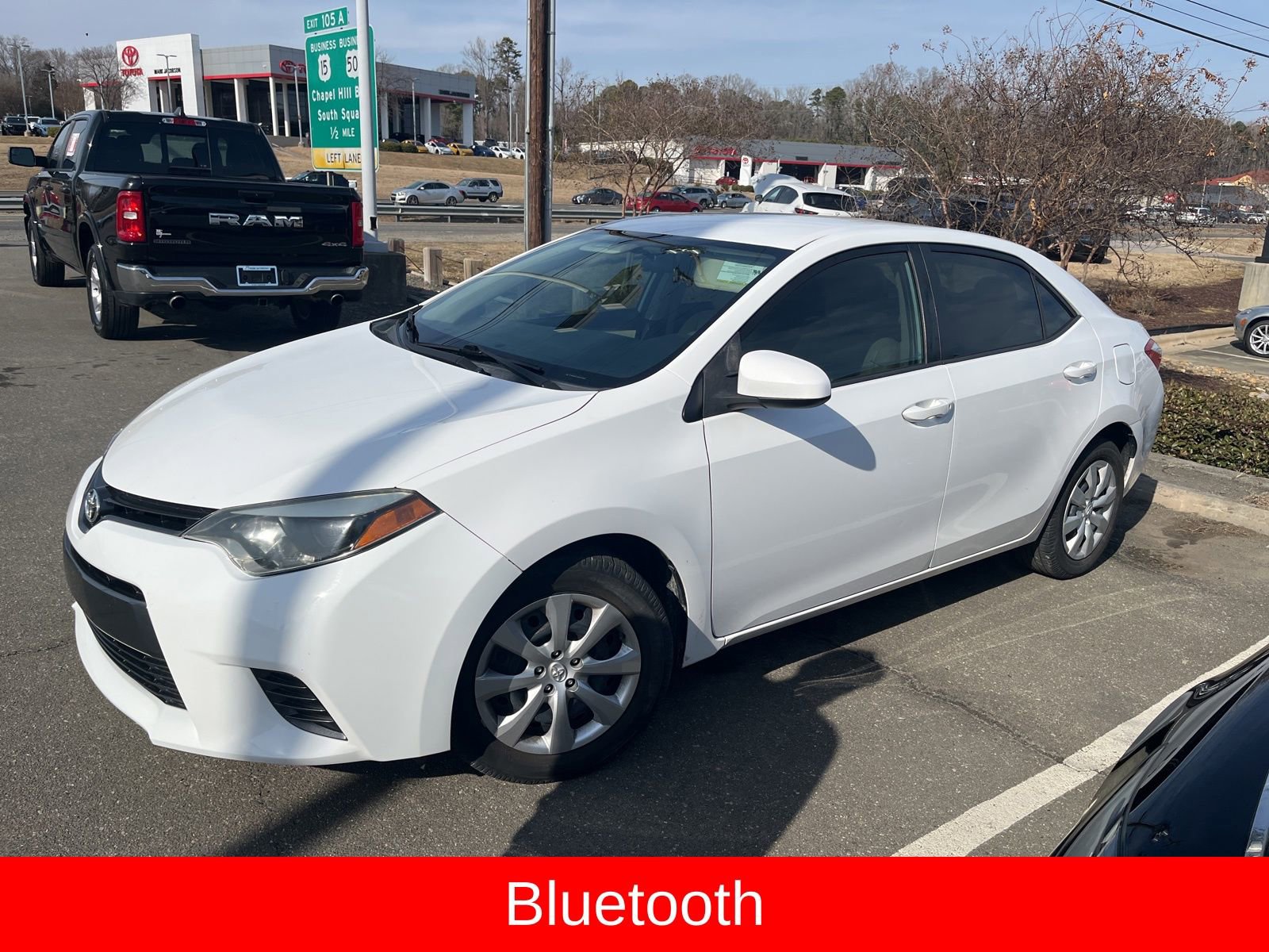 Used 2016 Toyota Corolla LE image 2