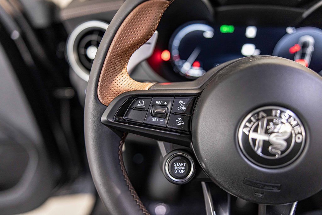New 2025 Alfa Romeo Stelvio Sprint image 26