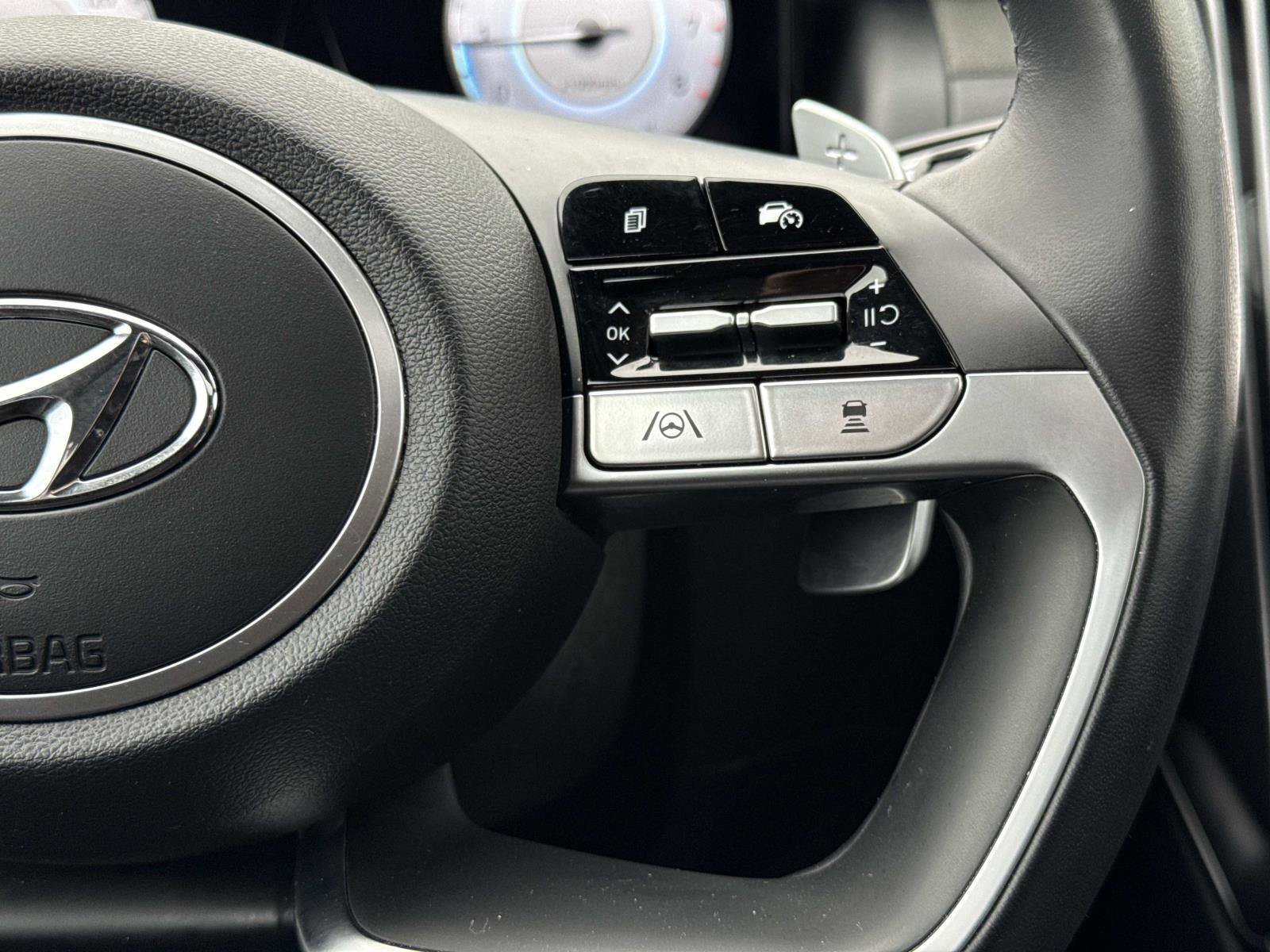 Used 2022 Hyundai Santa Cruz Limited image 8